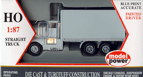 Model Power 32004 1:87 18’ Straight Truck Unlettered