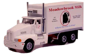 Model Power 32101 1:87 Meadowbrook Milk Co. 18' Refrigerated Truck