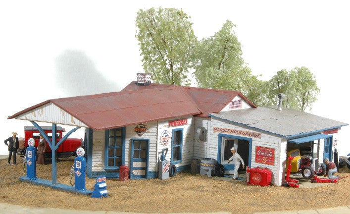 JL Innovative Design 591 HO Marble Rock Garage Kit