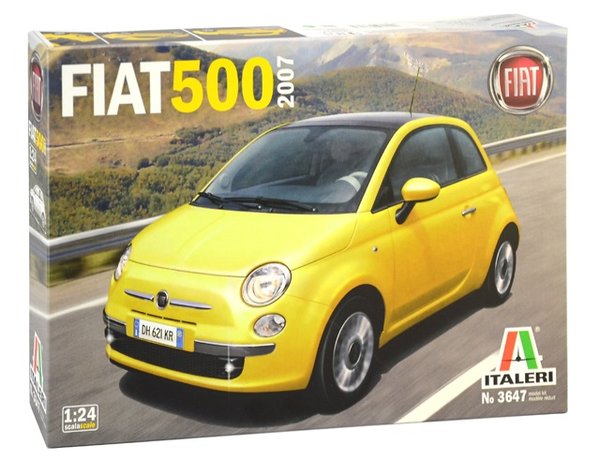 Italeri 3647 1:24 2007 Fiat 500 Classic and Modern Car Plastic Model Kit