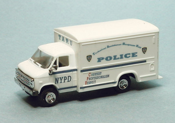 Trident Miniatures 90301 HO Chevrolet NYPD Technical Assistance Response Van