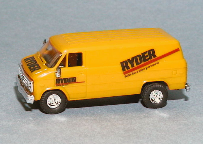 Trident Miniatures 90288 1:87 Ryder Plastic Van