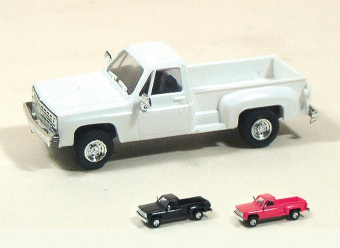 Trident Miniatures 90015 1:87 Black GMC Step-side 4x4