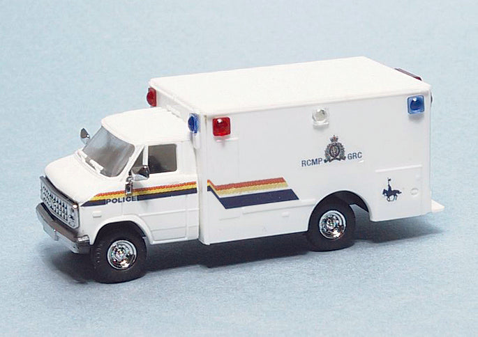 Trident Miniatures 90299 1:87 RCMP Ambulance