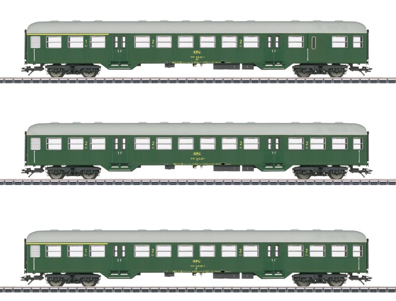Marklin 43813 HO Luxembourg State Railways CFL Silbering Commuter 3-Car Set