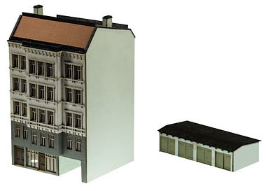 Trix 66147 N Wilhelminian Period Stucco Townhouse with Garages Minitrix