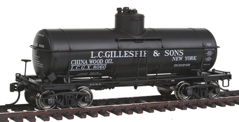Walthers 920-100326 HO L.C. Gillespie & Sons 32'6" Type 21 ACF Tank Car #8060