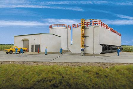 Walthers 933-2979 HO Cooling Tower Facility North American Ethanol Building Kit