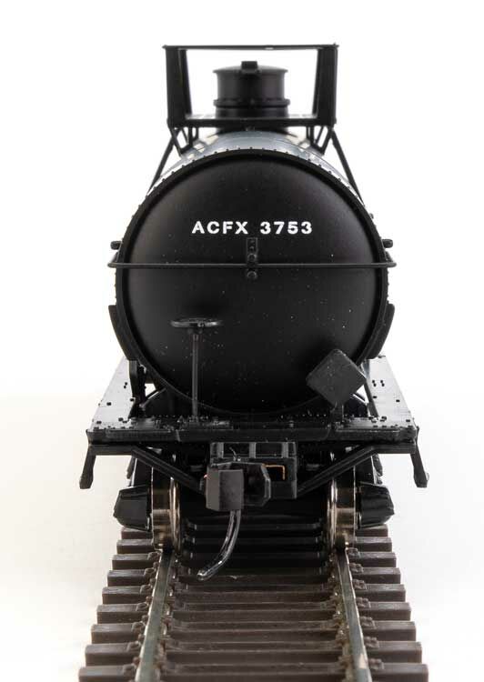 Walthers 910-48013 HO Olin Chemical 36' Chemical Tank Car RTR ACFX #3753