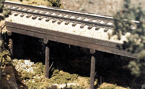 B.T.S. 27103 HO Atlantic Coast Line 50' Ballast Deck Trestle