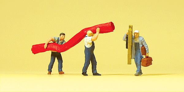 Preiser 10568 HO Carpet Installers Figures (Set of 3)