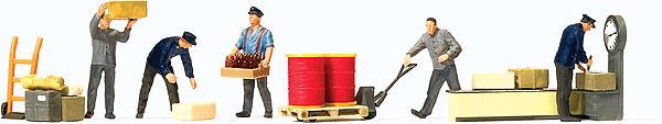 Preiser 10581 HO At the Freight Station Scene Figures (Set of 5)
