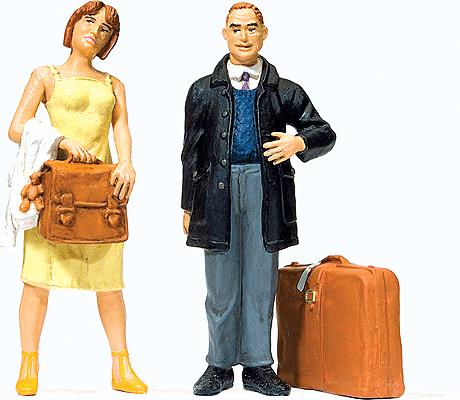 Preiser 45149 G Waiting Passengers Figures (Set of 2)