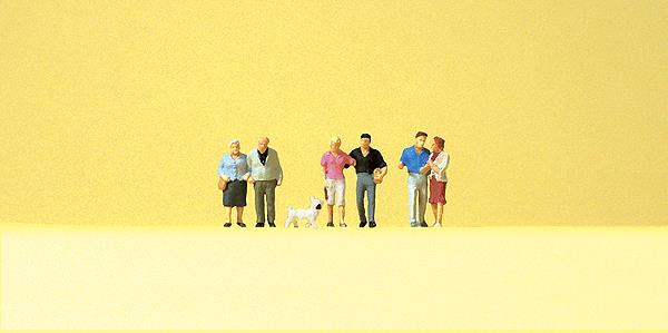 Preiser 79209 N Couples & Dog Figures (Set of 7)