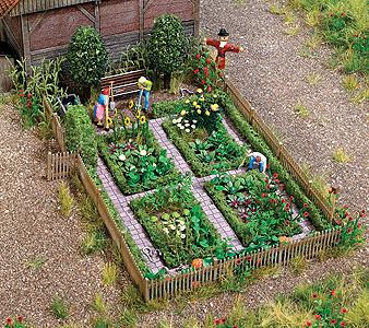 Busch 1254 Farm Garden w/Accessories