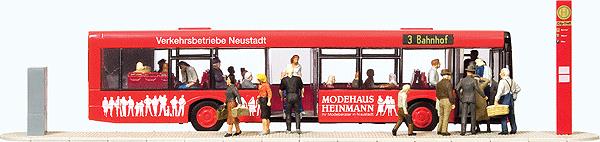 Preiser 13009 HO Passengers Figures w/Solaris Urbino City Bus (Set of 29)