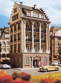 Vollmer HO 770-3772 Four Story Hotel Professional Series Building Kit