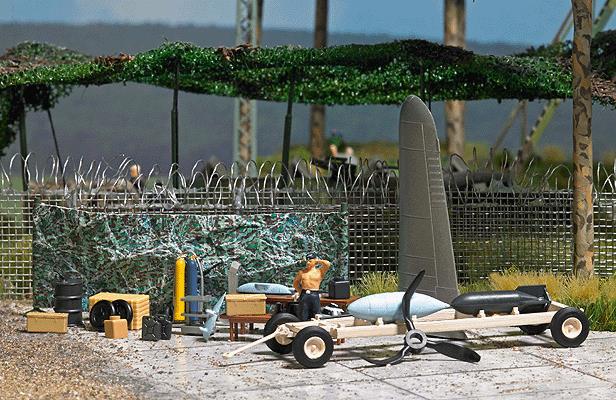Busch 9632 Aircraft Outdoor Field Workshop Accessory Set