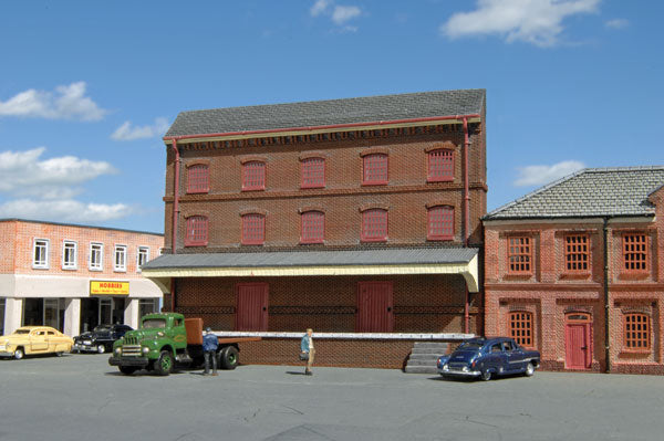 Bachmann 35051 N Assembled Three-Story Warehouse False-Front Resin Building