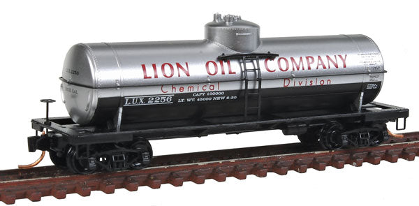 Micro-Trains 06500820 N Lion Oil Co.39' Single Dome Tank Car #2256