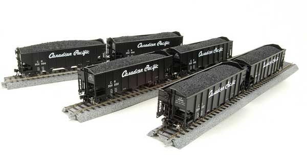 Broadway Limited 1786 HO Canadian Pacific Class H2a 3-Bay Hopper (6)