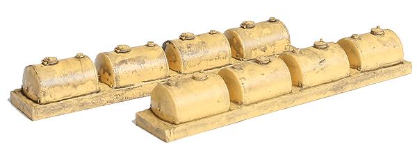 Micro Trains 49943971 N Diesel Fuel Holding Tanks Load (Pack of 2)