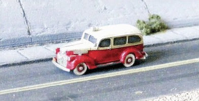 GHQ 284-57017 N American Emergency Vehicle (Unpainted Metal Kit) 1941 Ambulance