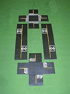 Mini Highways 205 HO/O 2 Intersection & 2 Railroad Crossing