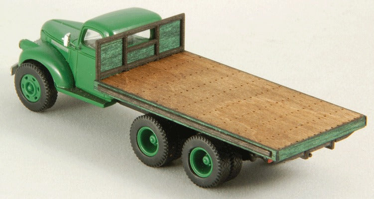 GCLaser 19045 HO CMW 1941/46 Chevrolet Double Tandem Flatbed Truck Body Kit