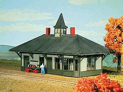 American Model Builders 804 HO Laser Art Sandy River & Rangeley Lakes Depot Kit
