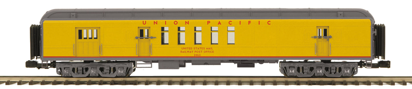 MTH 20-42015 UP 70' Madison RPO Passenger Car