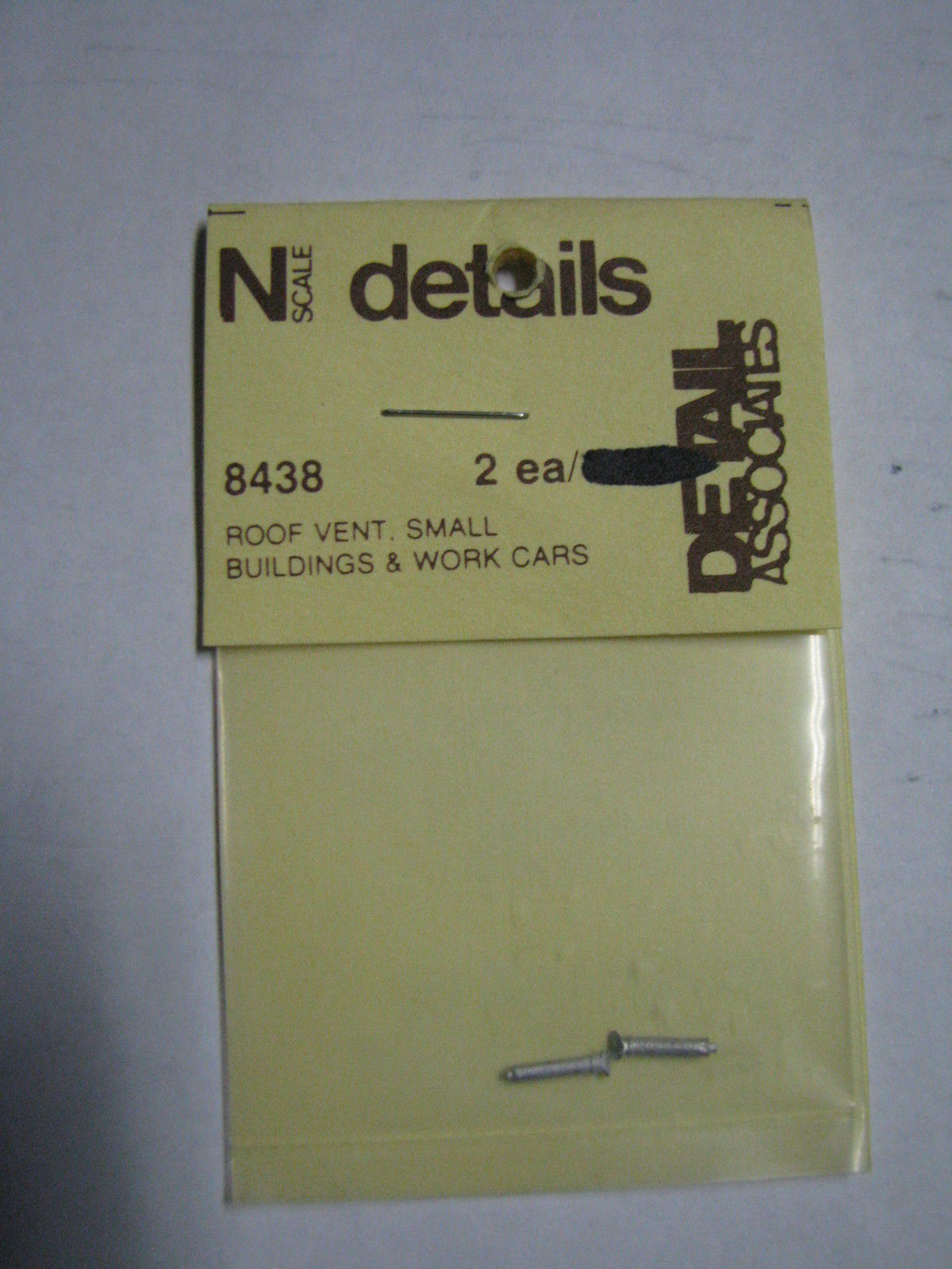 Detail Associates 8438 N Roof Vents Small (Pack of 2)