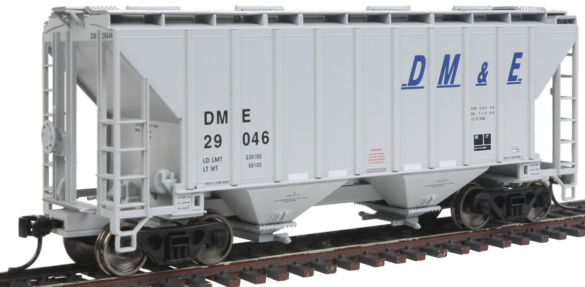 Walthers 910-7126 HO Scale DM&E 37' Hopper #29046