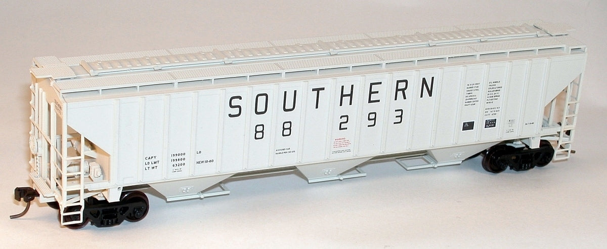 Accurail 6508 HO KIT PS-4750 3-Bay Covered Hopper, SOU