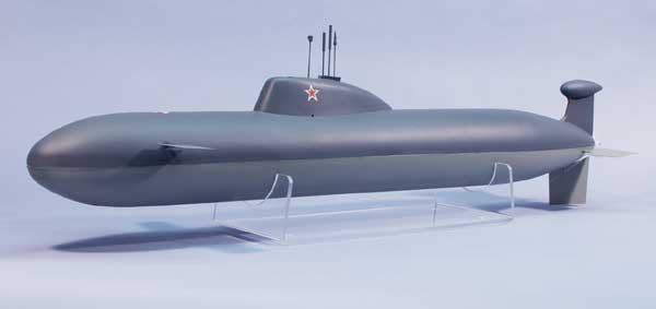 Dumas 1246 1:128 33" Akula Russian Submarine Ship Kit
