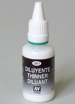 Vallejo Paint 71061 Airbrush Thinner - 32 ml. Bottle