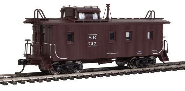 Walthers 920-103107 HO Southern Pacific 30' Class C-30-1 Wood Caboose RTR #727
