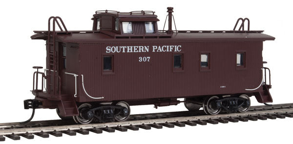 Walthers 920-103108 HO Southern Pacific 30' Class C-30-1 Wood Caboose RTR #307