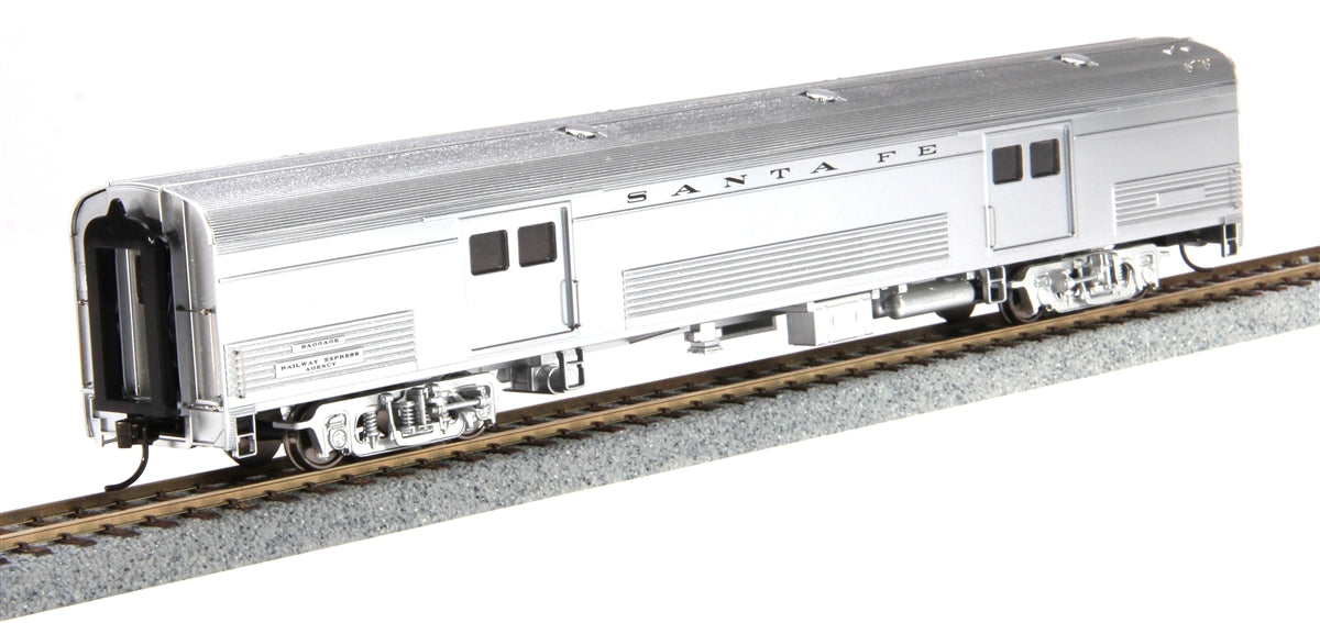 Walthers 920-13042 HO Santa Fe 73' Budd Baggage Car - Ready to Run