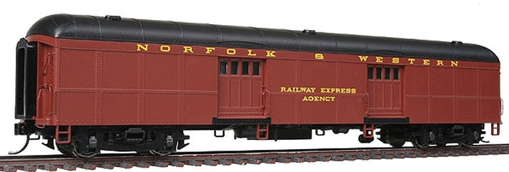 Walthers 920-17244 HO Pennsylvania Class B60b Baggage Car w/4-Window Doors RTR