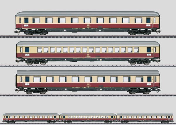 Marklin 43853 HO TEE "Helvetia" Express Train Passenger 3-Car Set