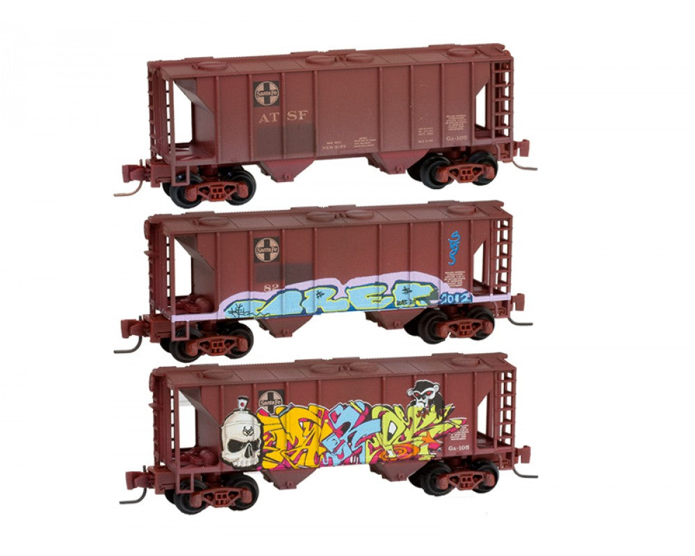 Micro-Trains 99405100 Z Santa Fe PS-2 70-Ton 2-Bay Cvd Hopper RTR (Pack of 3)