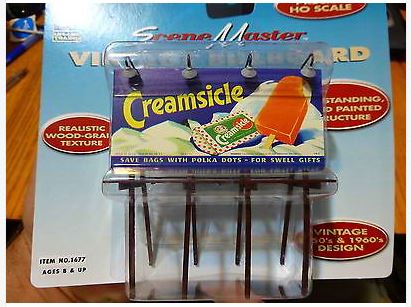 Life Like 1677 HO Vintage Creamsicle Billboard