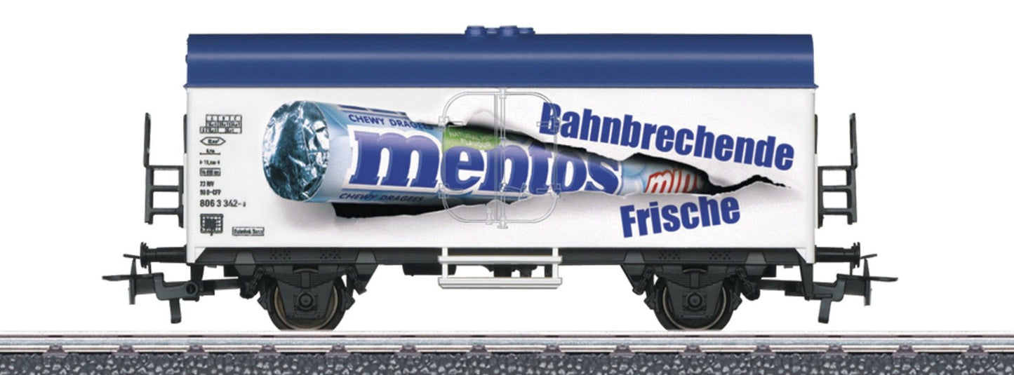 Marklin 44206 HO Mentos Reefer Car - Ready to Run