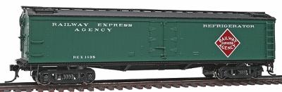 Broadway Limited 1456 HO REX (REA) 53'6" Wood Express Reefer #1435