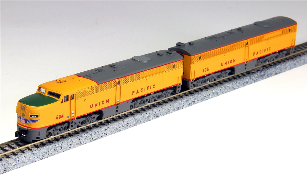 Broadway Limited 3085 N Union Pacific Alco PA1 Powered A-Unpowered B #604,607B