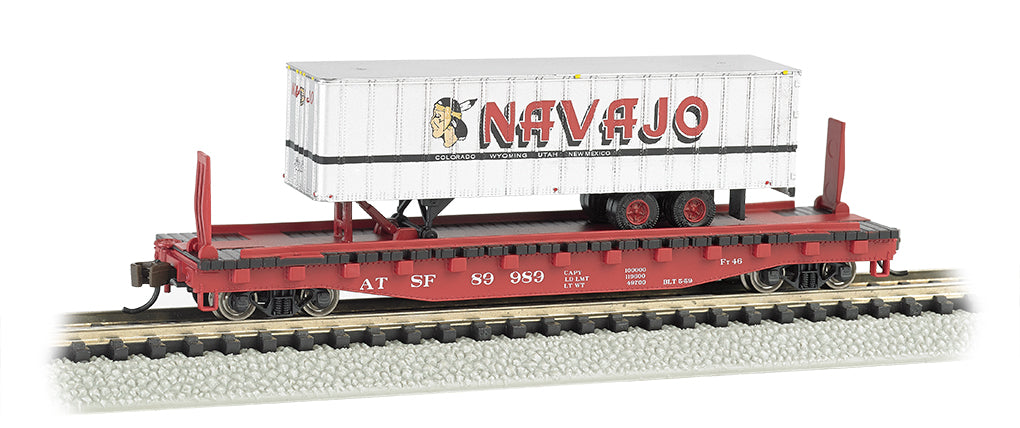 Bachmann 16751 N Santa Fe 52'6" Flatcar w/35' Navajo Trailer