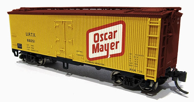 Rapido Trains 521029 N Oscar Mayer URTX 37' Wood Meat Reefer (4)