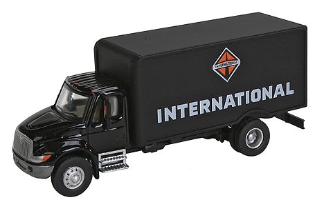 Walthers 949-11292 HO Black Assembled International 4900 Single-Axle Box Van