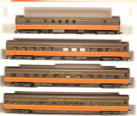 Rivarossi 6953 HO Illinois Central 1930‘s 4-Car Passenger Set (Set B)